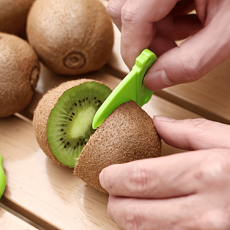 Two creative kiwi peelers with - Camping Cooking Tool Set avis et prix