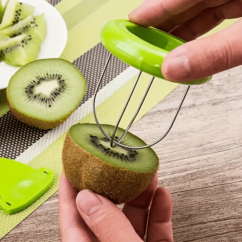 Two creative kiwi peelers with - Camping Cooking Tool Set avis et prix